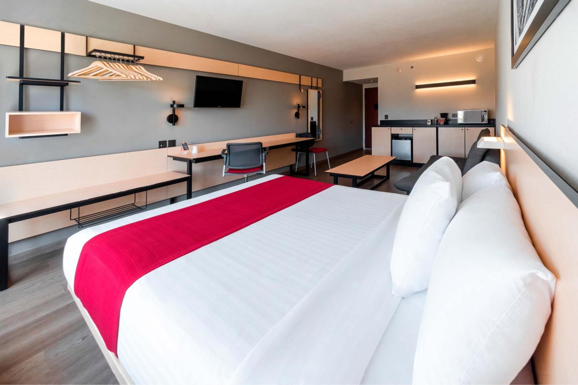 City Express By Marriott Chihuahua Exterior photo