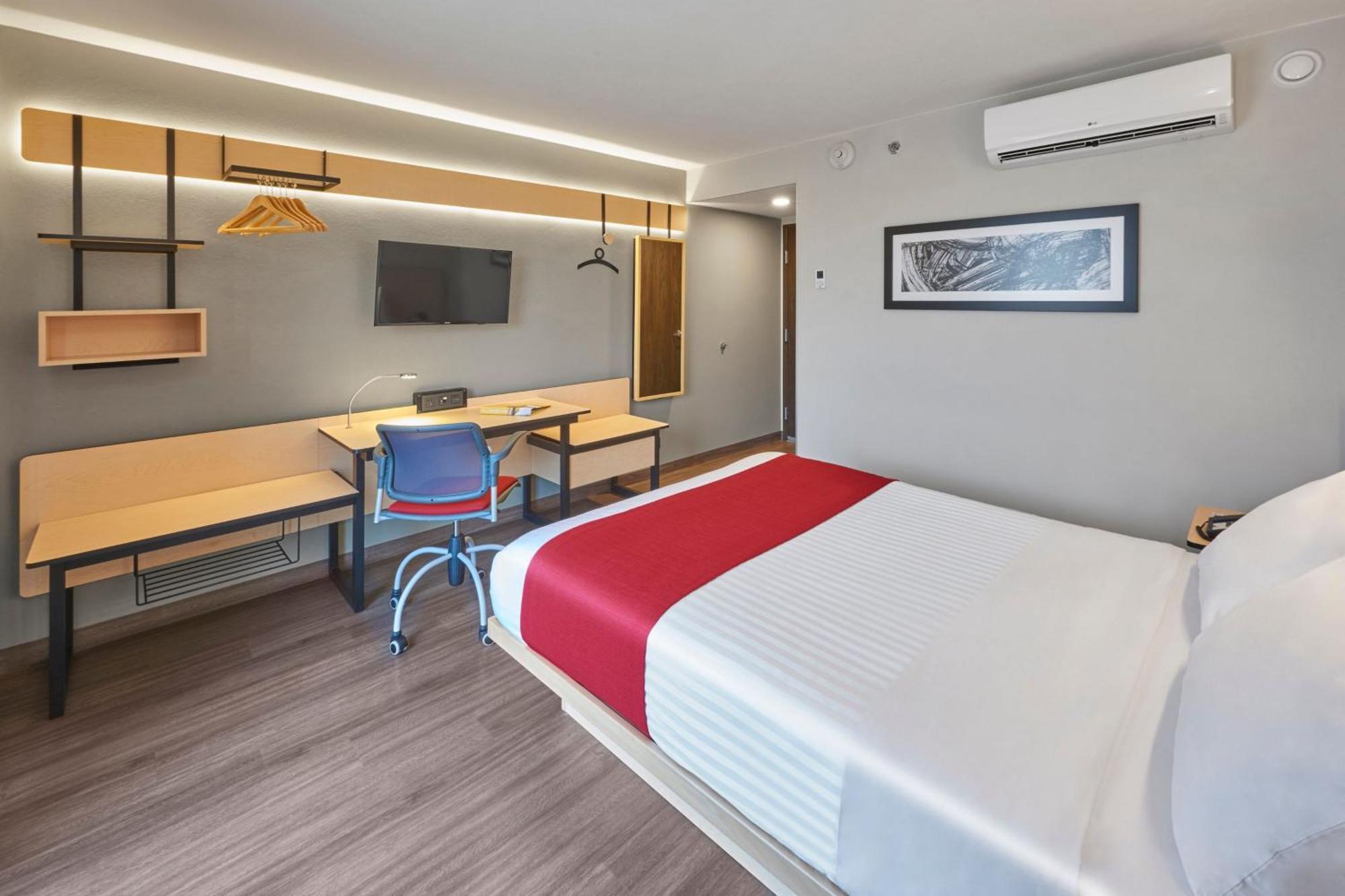 City Express By Marriott Chihuahua Exterior photo