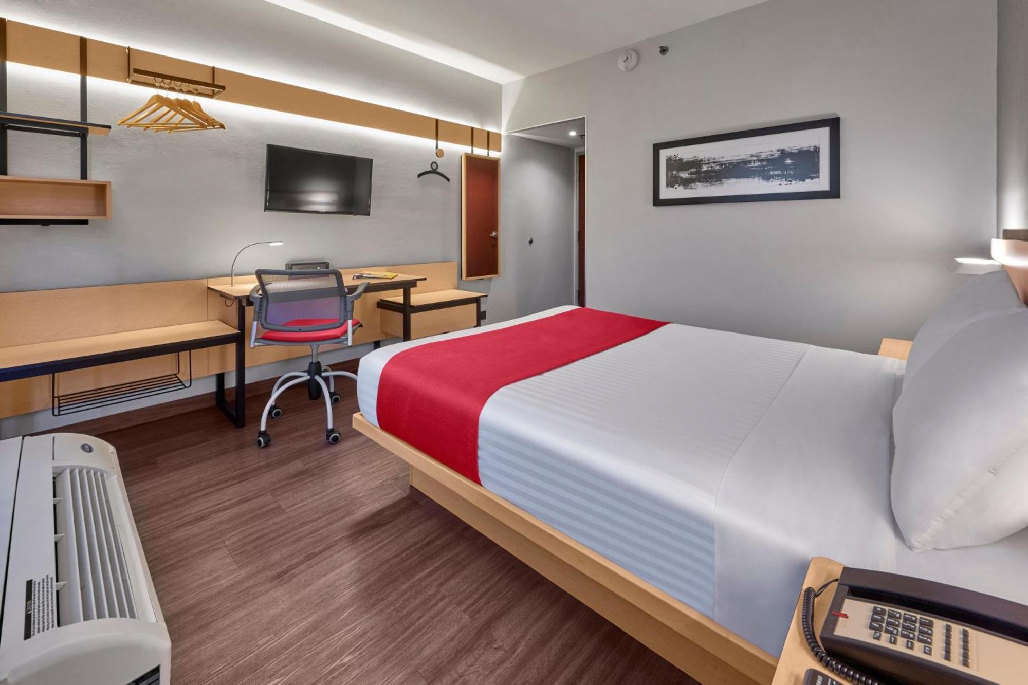 City Express By Marriott Chihuahua Exterior photo